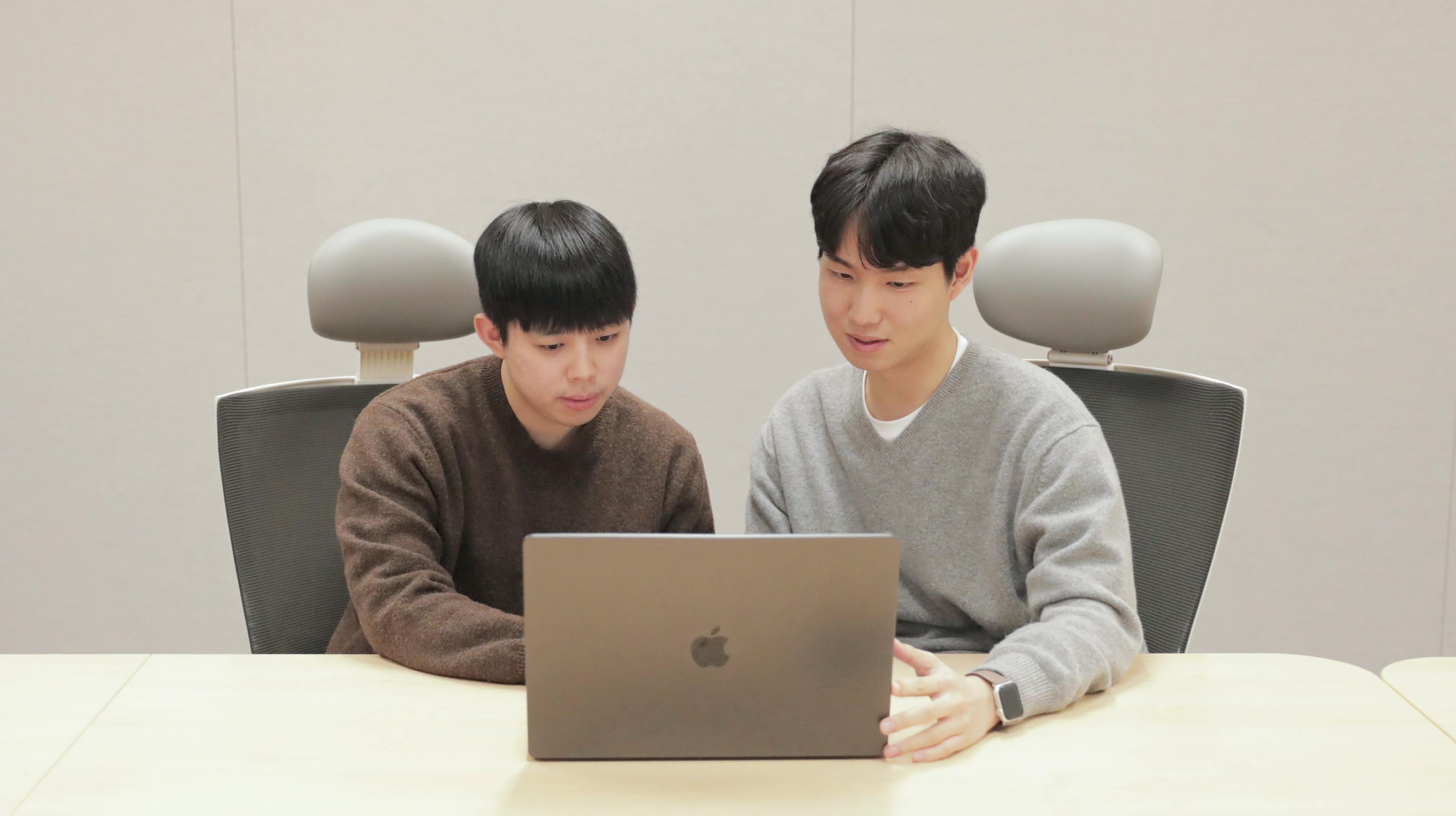 신입 모바일 엔지니어로 ‘당연한’ 사용자 경험을 만들어간다는 건_이미지